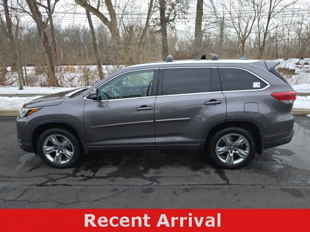 Used 2018 Toyota Highlander Limited SUV