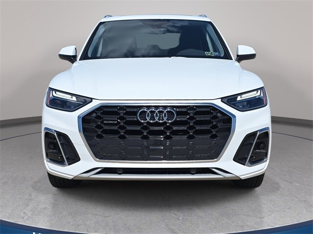 2024 Audi Q5 45 S line Premium photo 2