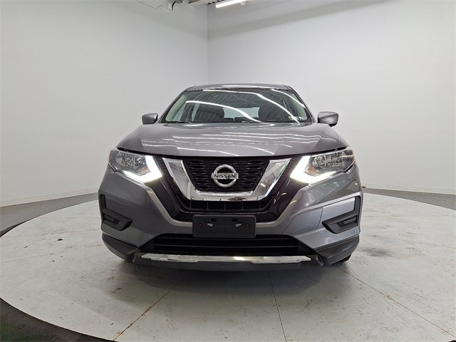 Used 2017 Nissan Rogue S with VIN KNMAT2MV6HP523054 for sale in Fort Washington, PA