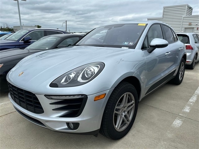 Used 2018 Porsche Macan Sport Edition with VIN WP1AA2A53JLB04293 for sale in Fort Washington, PA