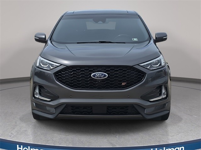2020 Ford Edge ST photo 2