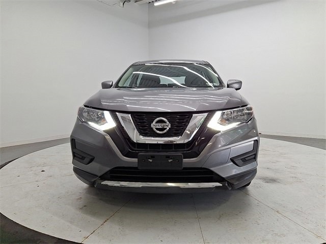 Used 2017 Nissan Rogue S with VIN KNMAT2MV6HP523054 for sale in Fort Washington, PA