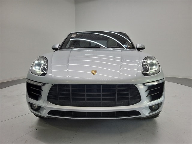 Used 2018 Porsche Macan Sport Edition with VIN WP1AA2A53JLB04293 for sale in Fort Washington, PA