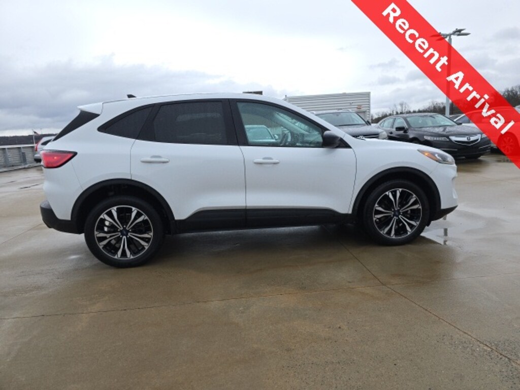 Used 2021 Ford Escape SE SUV