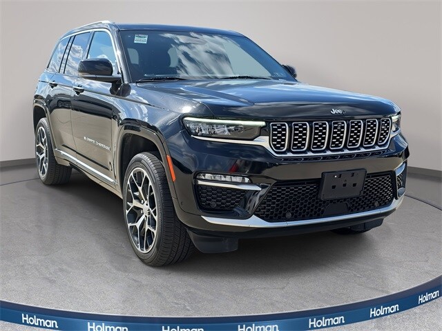 2022 Jeep Grand Cherokee Summit Reserve photo 3