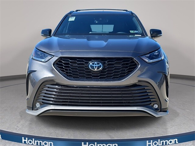 2024 Toyota Highlander XSE photo 2