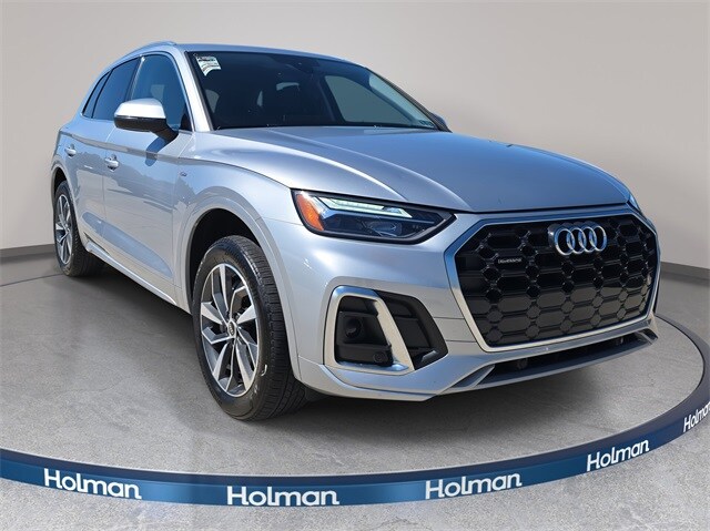 2022 Audi Q5 45 S line Premium photo 3