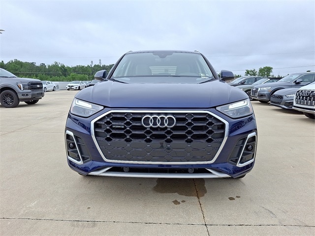Used 2024 Audi Q5 Premium with VIN WA1GAAFY7R2039422 for sale in Fort Washington, PA