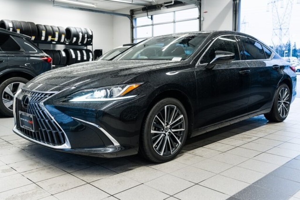 Used 2023 Lexus ES 250 Sedan