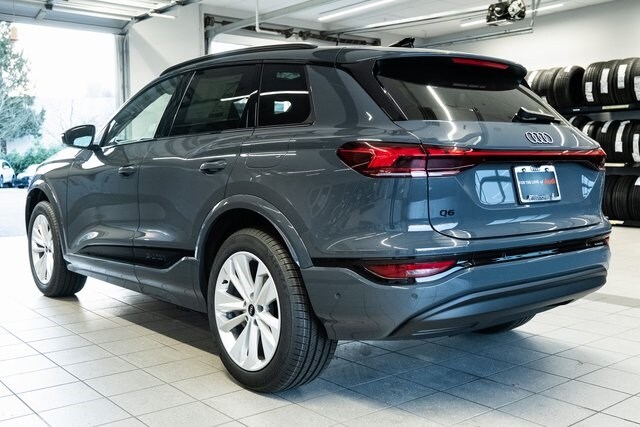 2025 Audi Q6 E-tron Premium Plus photo 4
