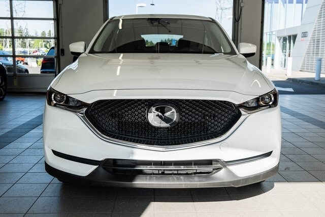 2021 Mazda CX-5 Touring photo 2