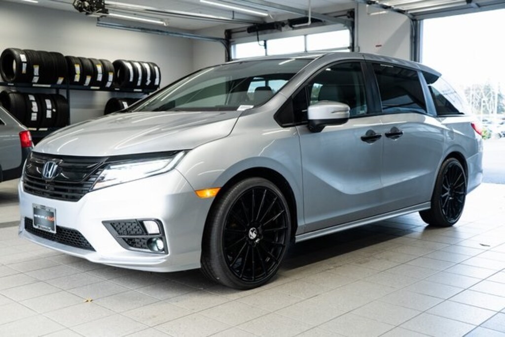 Used 2019 Honda Odyssey Touring Minivan/Van