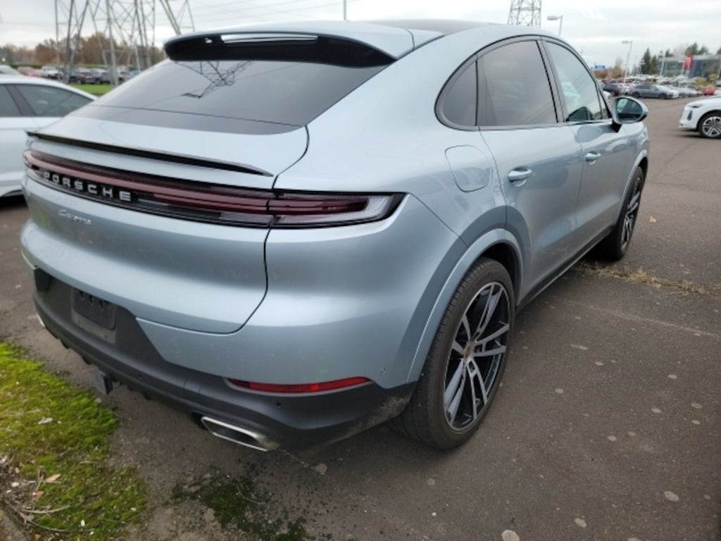 Used 2024 Porsche Cayenne Coupe Base SUV
