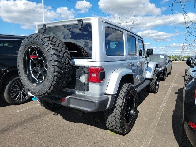 2023 Jeep Wrangler Sahara 4xe photo 2