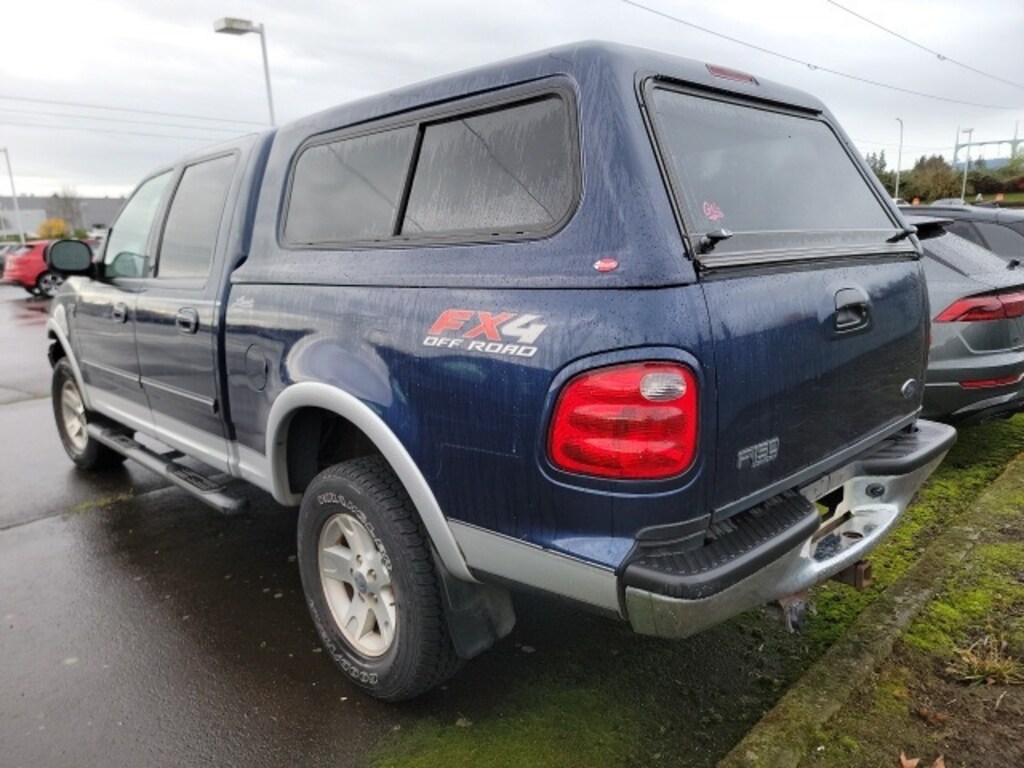 Used 2002 Ford F-150 Lariat Truck