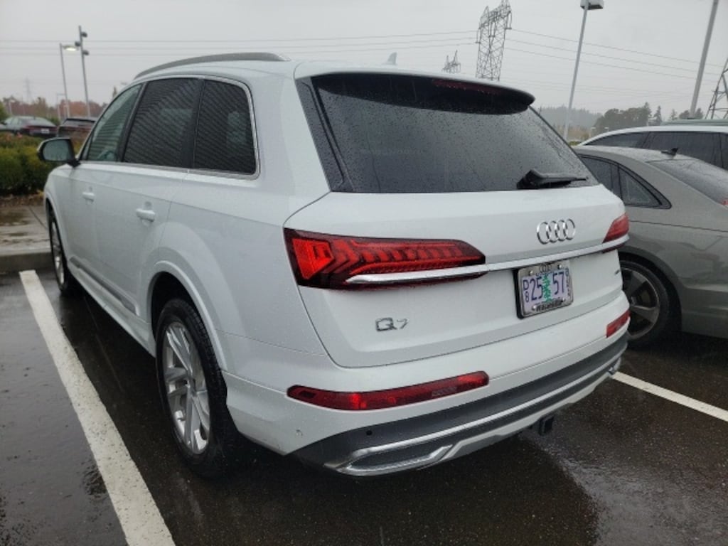 Used 2023 Audi Q7 45 Premium SUV