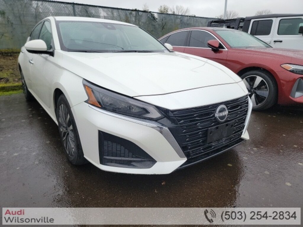 Used 2023 Nissan Altima 2.5 SV Sedan