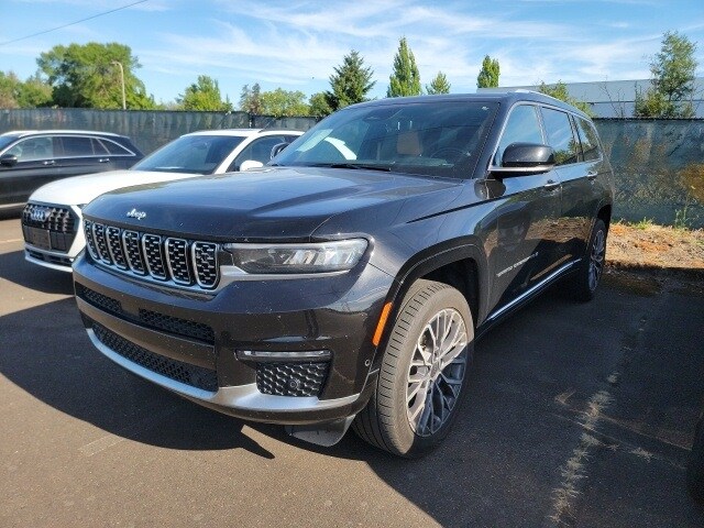2021 Jeep Grand Cherokee L Summit Reserve photo 4