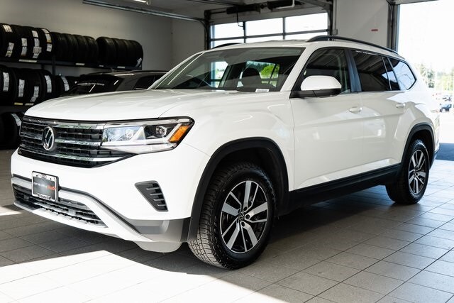 2022 Volkswagen Atlas SE photo 3