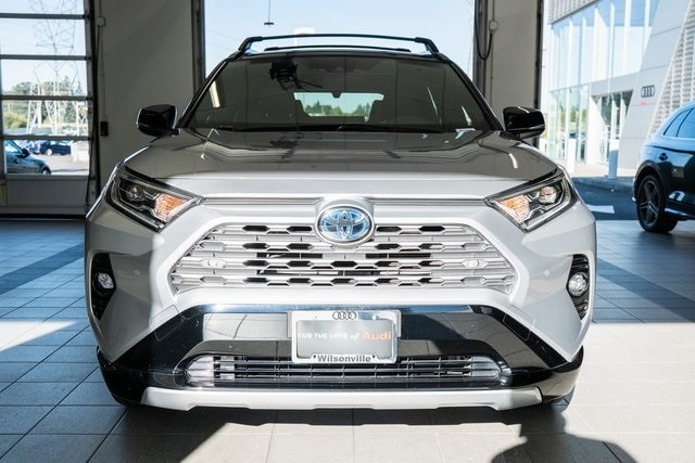 Used 2020 Toyota RAV4 XSE with VIN JTMEWRFV1LJ048360 for sale in Wilsonville, OR