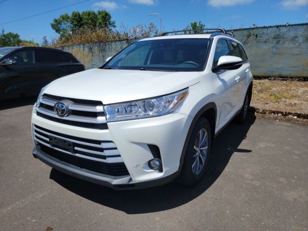 Used 2019 Toyota Highlander XLE SUV