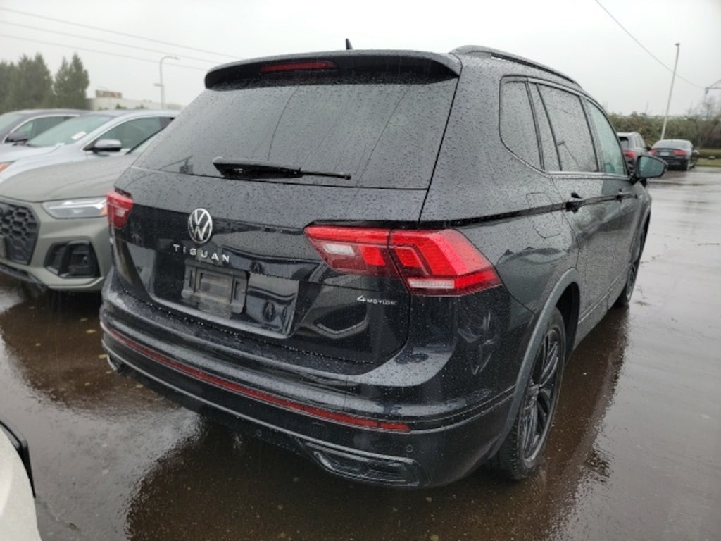 Used 2022 Volkswagen Tiguan 2.0T SE R-Line Black SUV