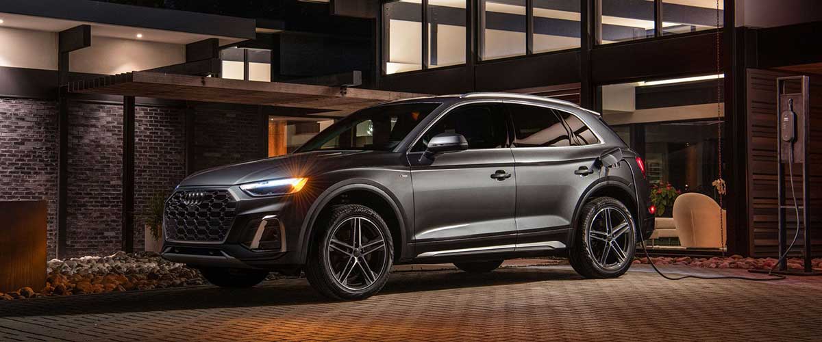 2024 Audi Q5 TFSI e exterior