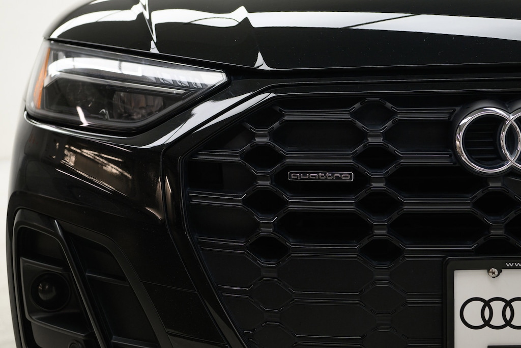 Certified 2022 Audi Progressiv | S-Line Black Package | Comfort Interi SUV