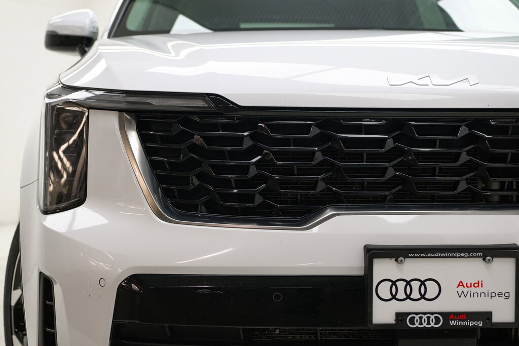 Used 2024 Kia  EX | Leather | Remote Start | 6 Passenger SUV