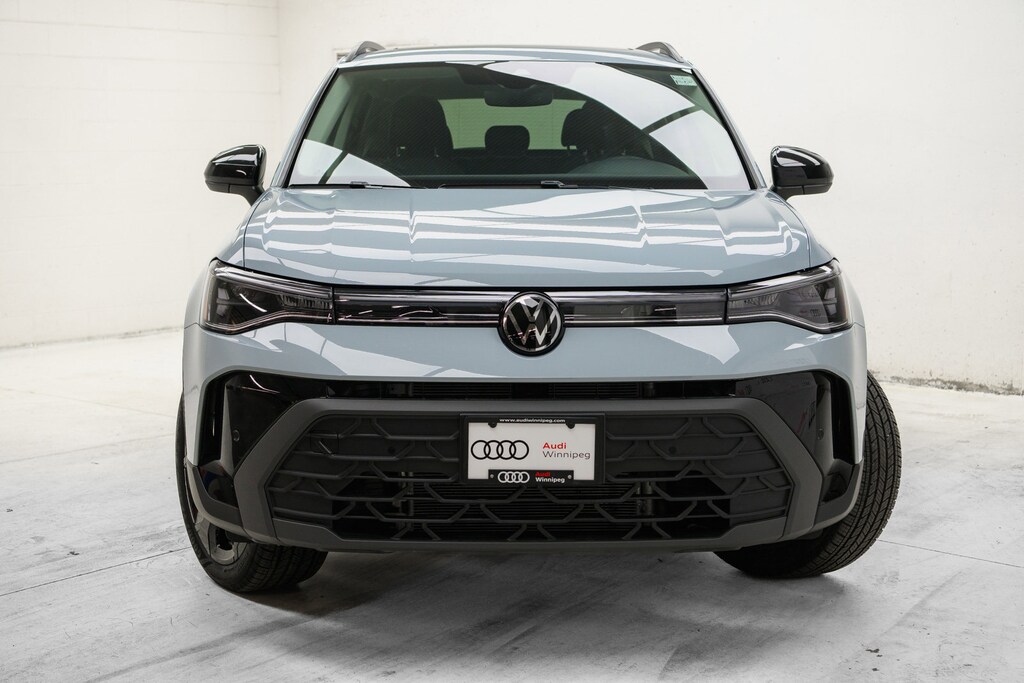 Used 2025 Volkswagen Comfortline Black Edition | Sunroof | Leather SUV