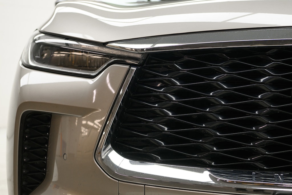 Used 2025 INFINITI LUXE | Leather | Sunroof | Adaptive Cruise | 7 Pas SUV