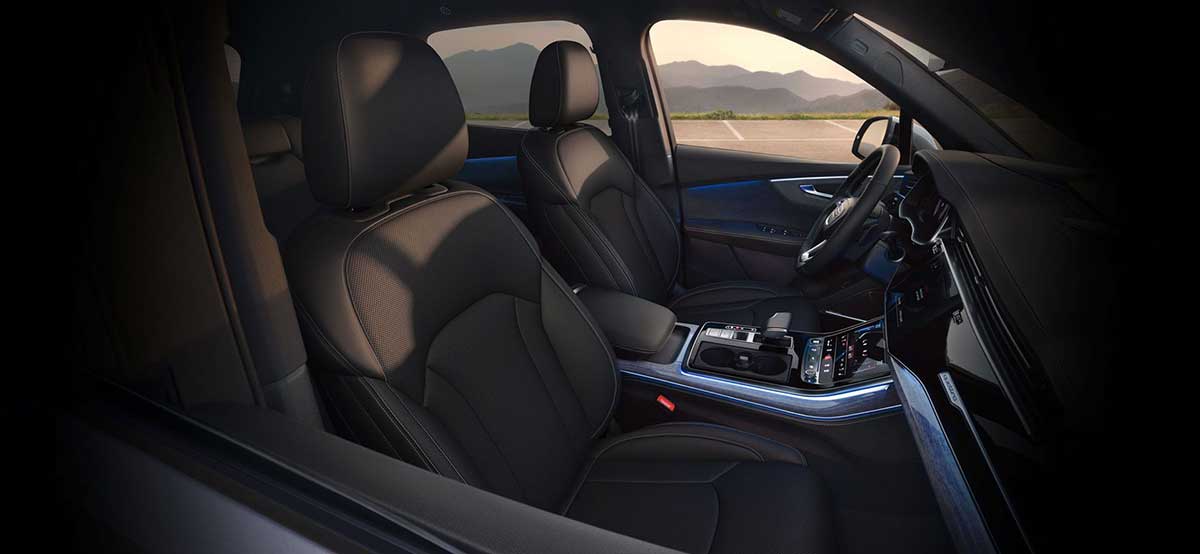 Audi Q7 interior technology