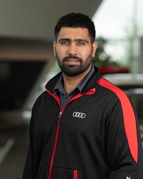 Staff member Hardam Singh from 386e10e1a879