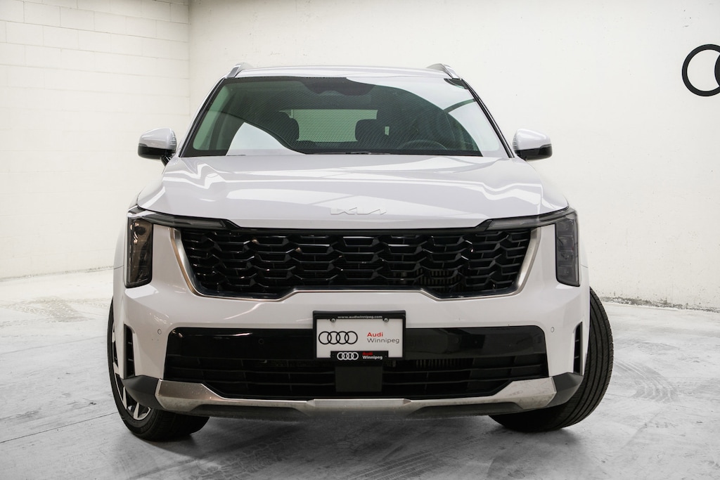 Used 2024 Kia  EX | Leather | Remote Start | 6 Passenger SUV