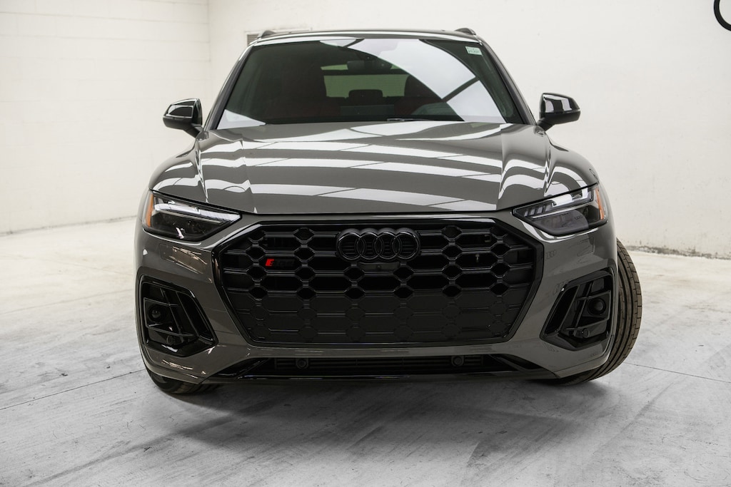 Used 2025 Audi Technik | Sport Exhaust | Dynamic Package | Carbon SUV