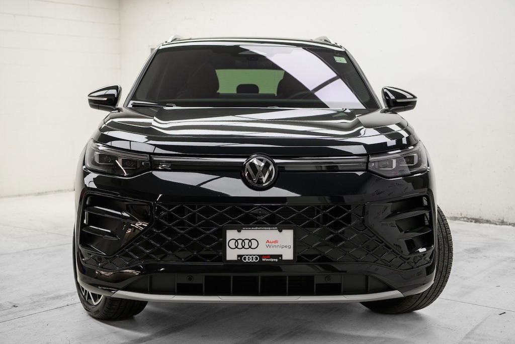 Used 2025 Volkswagen Highline R-Line | Massage Seats | Sunroof | SUV