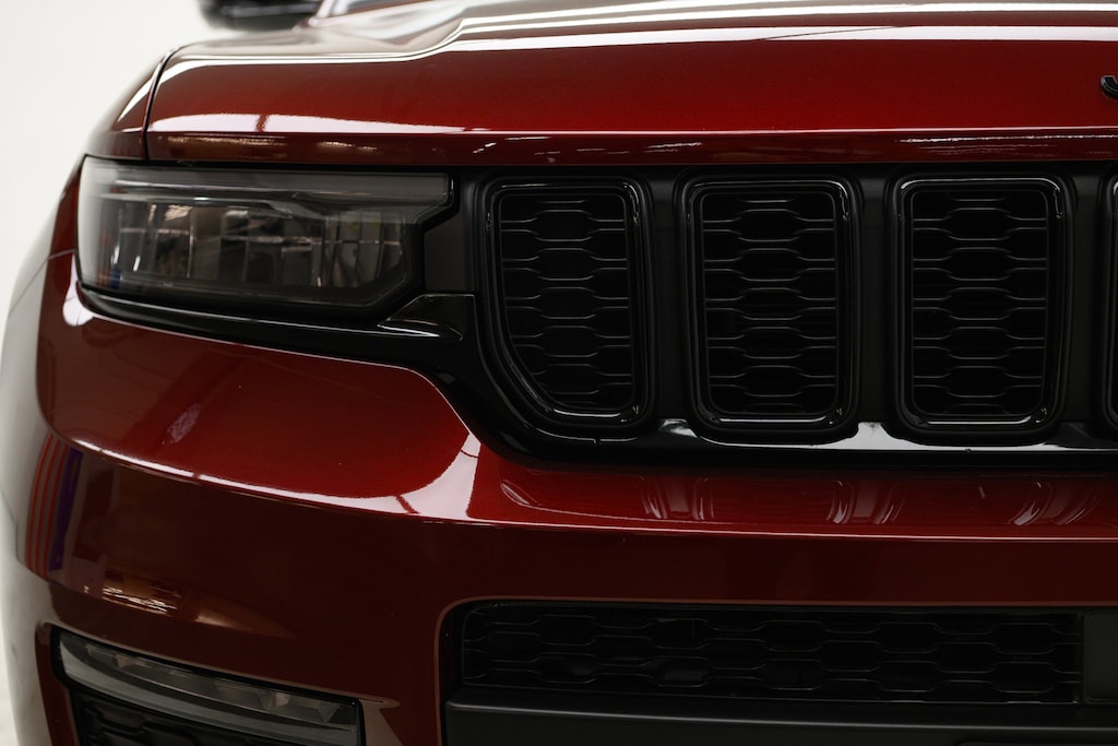 Used 2024 Jeep Limited | Sunroof | Tow Package | 360 Camera SUV