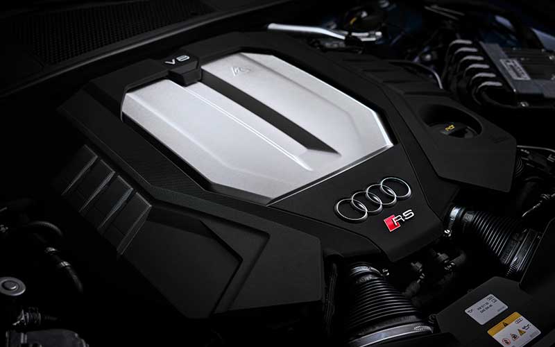 2023 Audi RS 6 Avant Performance Engine