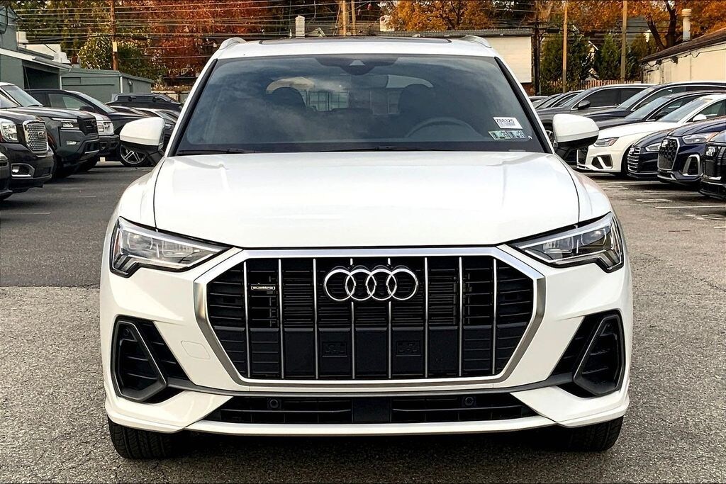 New 2025 Audi Q3 Premium SUV