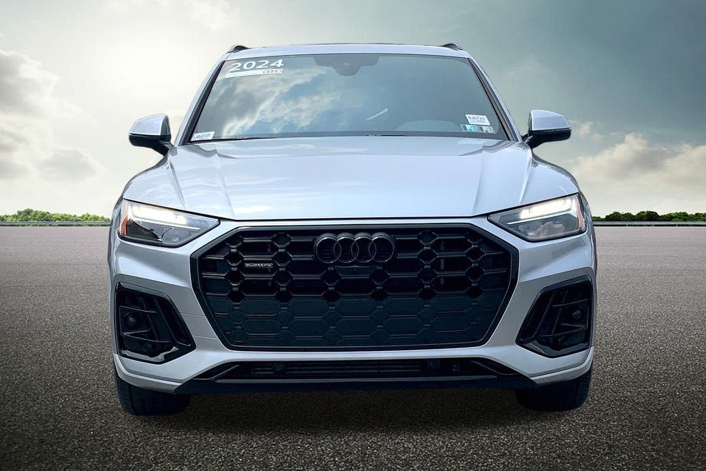2024 Audi Q5 55 Premium Plus photo 3