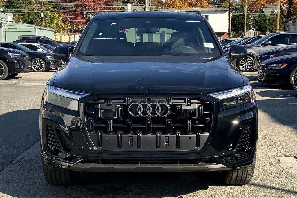 New 2026 Audi Q7 55 Premium Plus SUV
