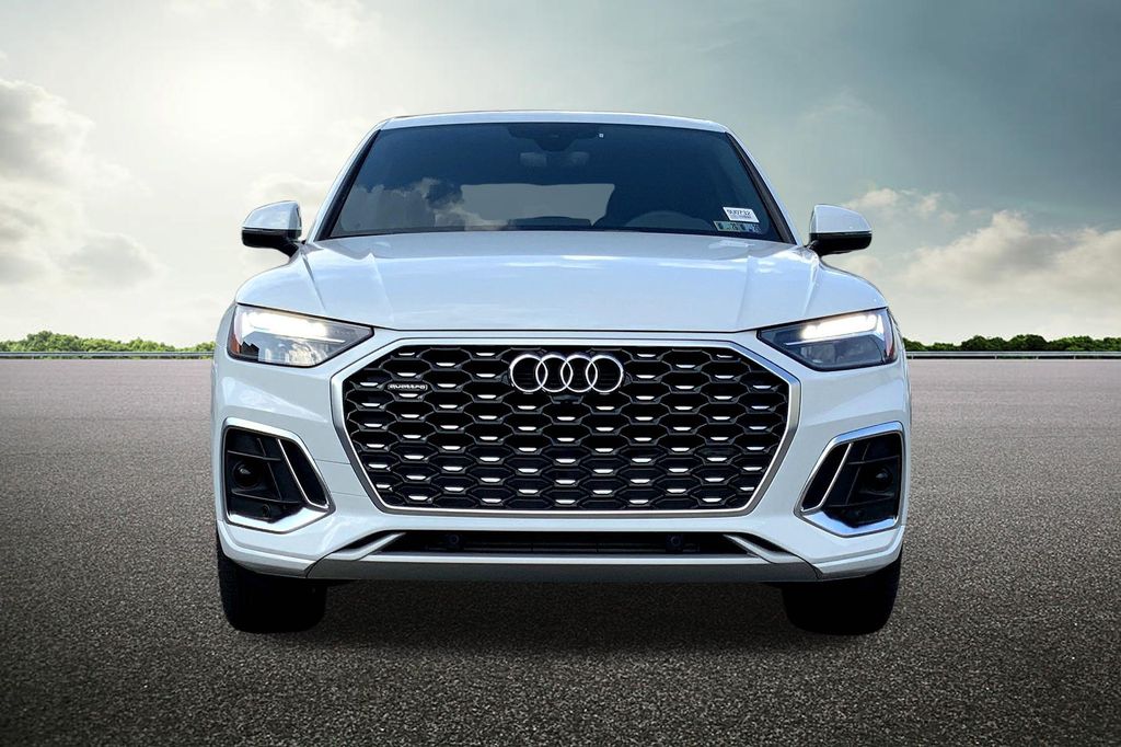 2024 Audi Q5 Sportback 45 S line Premium Plus photo 3