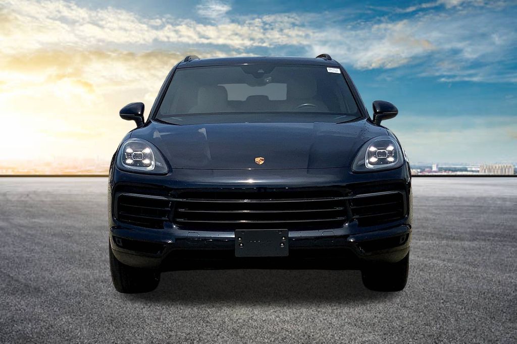 2019 Porsche Cayenne Base photo 3