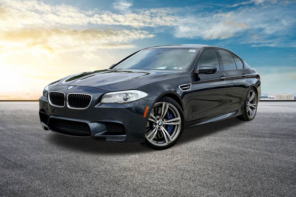 Used 2013 BMW 5 Series M5 with VIN WBSFV9C57DD096854 for sale in Ardmore, PA