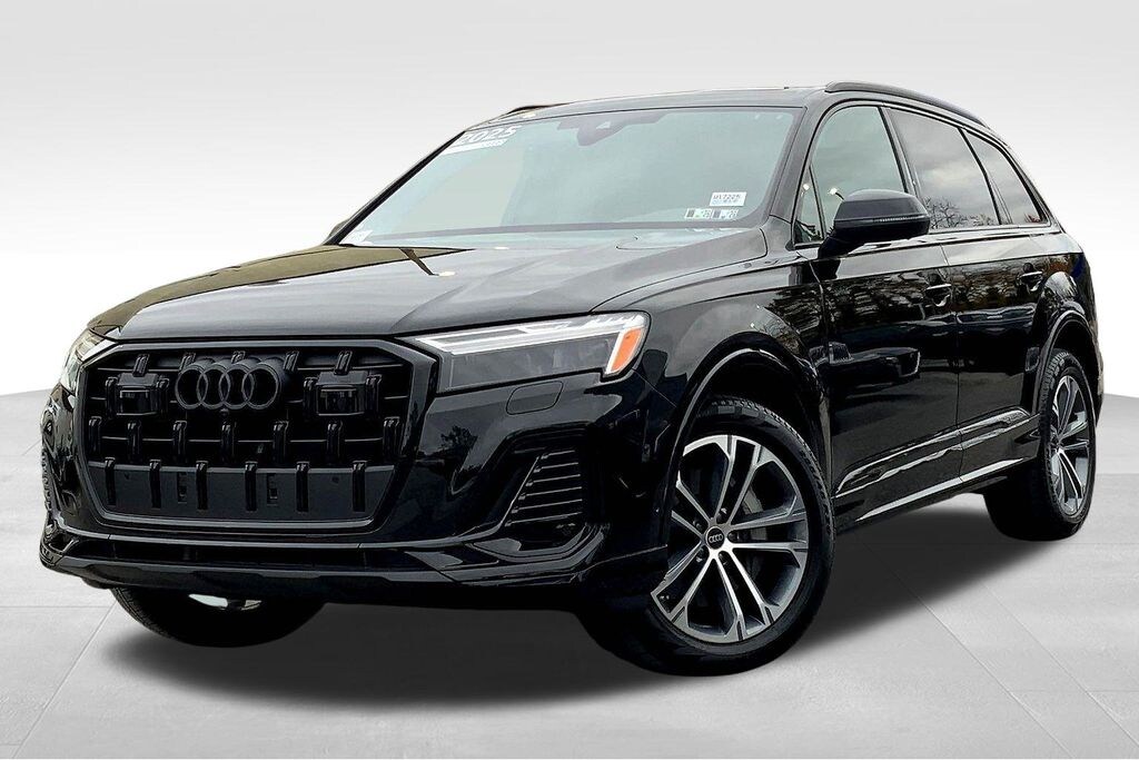 Certified 2025 Audi Q7 45 Premium SUV