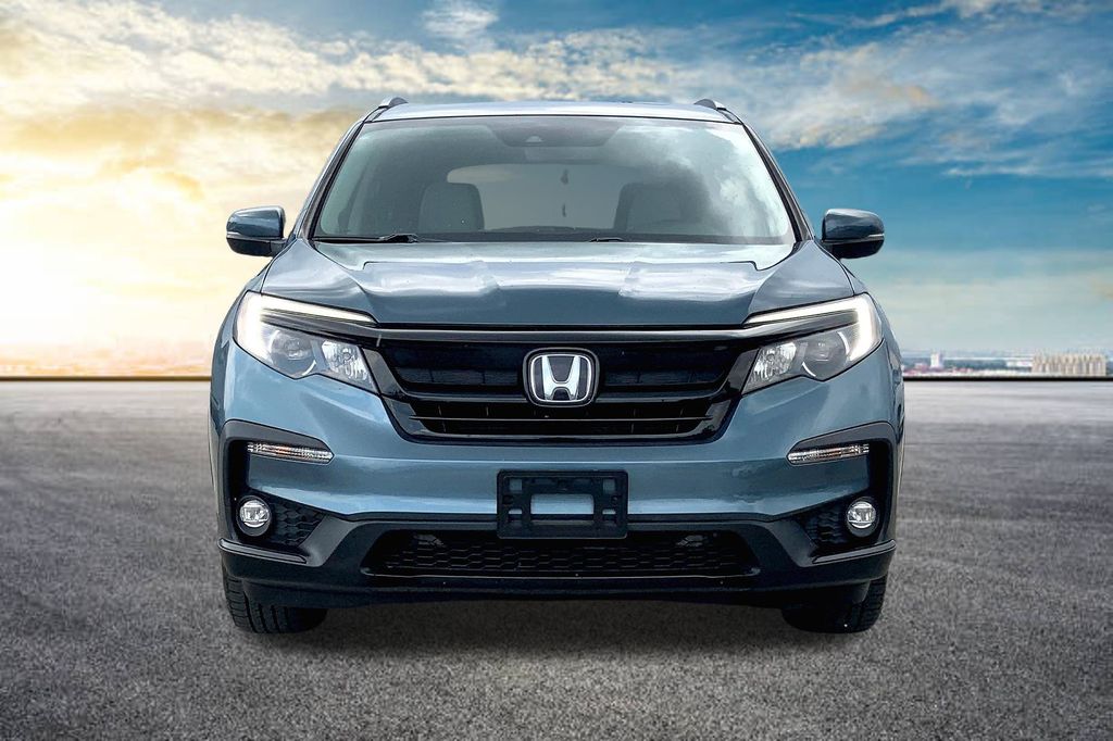 2021 Honda Pilot Special Edition photo 3
