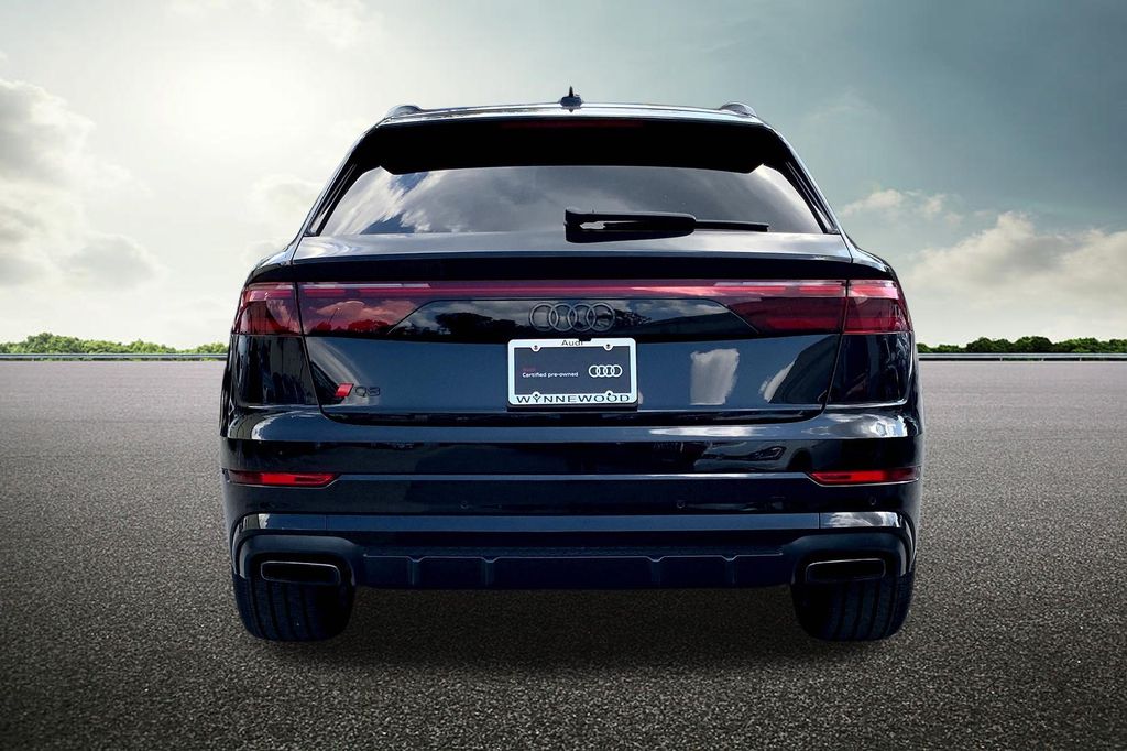 2025 Audi Q8 55 Prestige photo 4