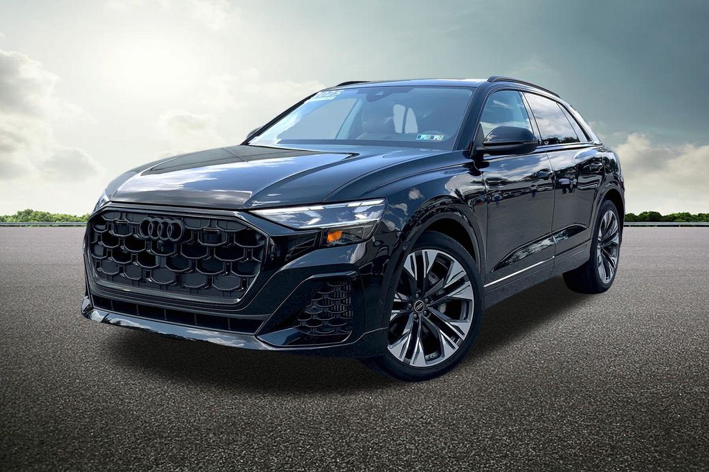 2025 Audi Q8 55 Prestige photo 2
