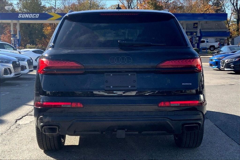 New 2026 Audi Q7 55 Premium Plus SUV