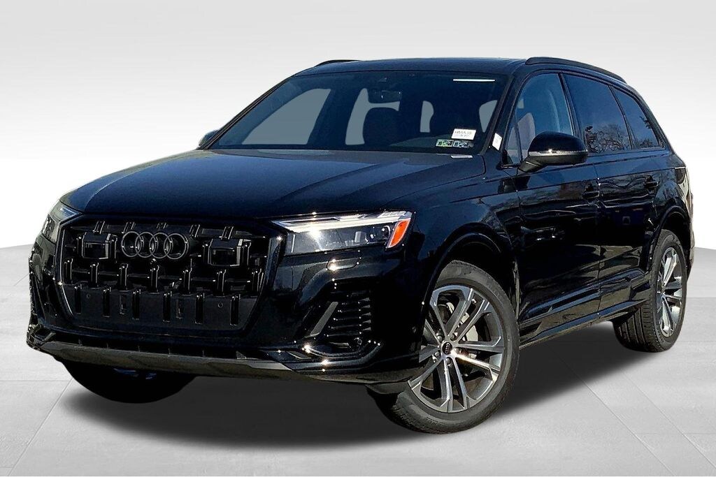 New 2026 Audi Q7 45 Premium SUV